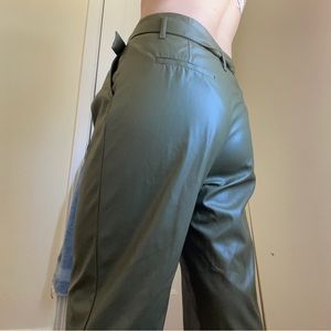 Simple and affordable brand, size fits accurately to a 10.